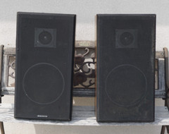 1980&rsquo;s Sanyo SS-340 26&Prime; Home Audio Floor Standing Walnut Speaker Pair 8 Ohm