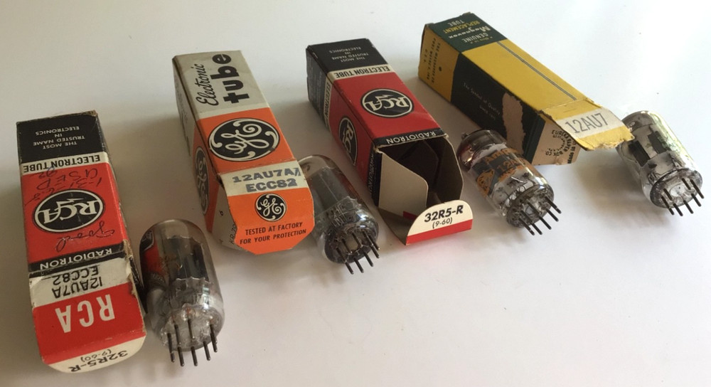 Mixed Makes Lot of 4 12AU7A 12AU7 Radio Vacuum Tubes All Test Good RCA Amperex +