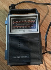 General Electric AM-FM Radio Two Way Power, Model 7-2800 B with cord!