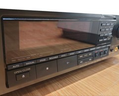 SSony DTC-500ES DAT Recorder Deck w/ Remote Powers On Tray Opens Untested