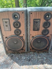 Pair of Cerwin Vega AT-15 Large 3-way Floor speakers -15&Prime; Woofer -Reconditioned