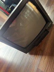 Audiovox AVT-1475 14&Prime; Color Tv/monitor Tested Working W/ Issue