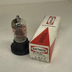 (1) Raytheon 6AK5 EF95 Vacuum Tube Dan Nelson TV-7 Tested