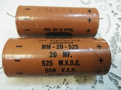Vtg Astron Minimite MM-20-525 20MF 525WVDC 550VSP Dry Electrolytic Capacitor 2pk