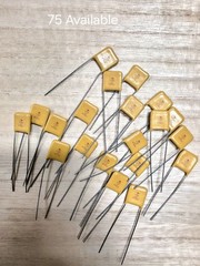 SET OF 5 Vintage NOS 475Z Capacitor 4.7 uF, CZ Mexico, Yellow New, Microfarads