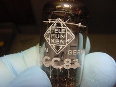 TELEFUNKEN 12AX7 ECC83 TUBE (ripple plate 1961 Berlin strong tested) ***