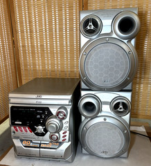JVC MX-K10 Stereo System w Speakers, Spreakers/Tape A OK, Radio/CD/Tape B Issues