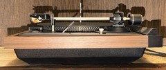 DUAL 1242 Turntable Record Player in Excellent Condition ~ Looks & Works Great!