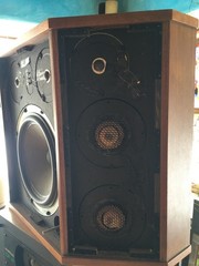 Acoustic Research ~ AR LST Speakers ~ Original Drivers & Fully Functioning