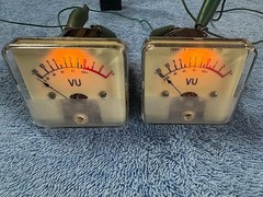 2 Roberts Light up 990 Akai M-7 reel reel tape recorder VU meters M-8 M-7 720