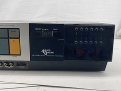 JVC HR-7100U Vintage VHS VCR Video Cassette Recorder Retro Video Deck
