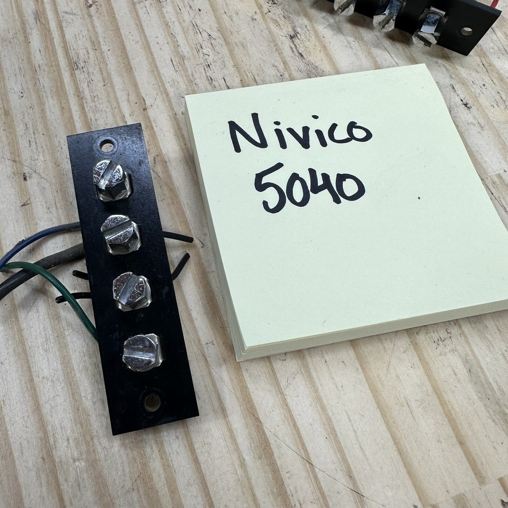 Nivico JVC Receiver 5030u 5040u Parts – Speaker Output Connector Screws