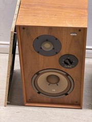-US Duty Paid- Rare Walnut Pioneer Model CS-E400 Bookshelf Speakers