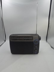 Vintage Radio Shack 12-887 Multiband Portable Radio AM FM TV1 TV2 Tested Works