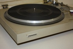 Vintage Pioneer Direct Drive Automatic Return Turntable Model PL – 518 – Works