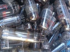 Lot of 100+ radio tubes USED MEDIUM BASE UNSORTED NOT TESTED CLEAN