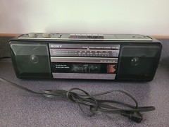 VTG 90s Sony AM/FM Stereo Cassette-Corder CFS-210 Sound Rider Boombox *TESTED