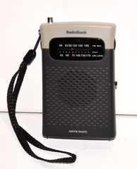 Radio Shack AM/FM Pocket Radio Model 12-467 Tested & Working