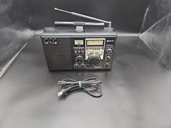 Panasonic Model No. RF-2200 FM/AM/Shortwave 8-Band Portable Radio Tested READ