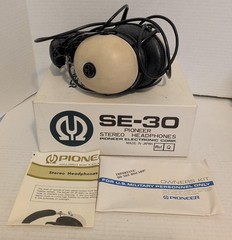 Pioneer SE-30A Stereo Headphones & Case Japan – Tested & Extra Jack adapter!