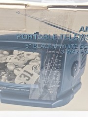 Vintage GPX Portable TV Television AM/FM Radio 5&Prime; Black White Screen TVP7 READ