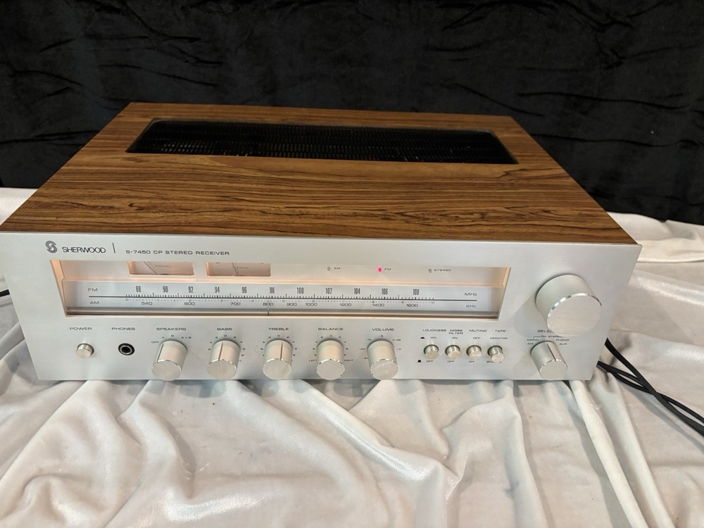 Vintage Sherwood S-7450 CP, 30W AM/FM/Stereo Receiver, 1979. Tested FM