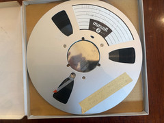 Maxell UD50-10 1/4&Prime; Magnetic Sound Recording Tape w/ 10.5&Prime; Metal NAB Hub Wheel