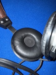 Vintage Project/One Stereo 200 Professional Headphones