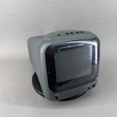 Philips Magnavox RD0525 C102 5&Prime; Compact Color TV with Power Cord – Tested