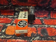 GE 6EA7 6EM7 Coin Base Vacuum Tube NEW NOS