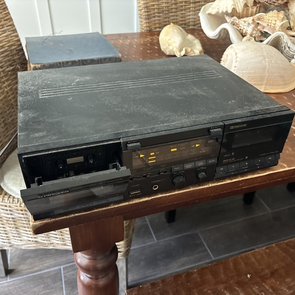 PIONEER Cassette Deck Player Vintage CT-W600R Auto Reverse TESTED & WORKING