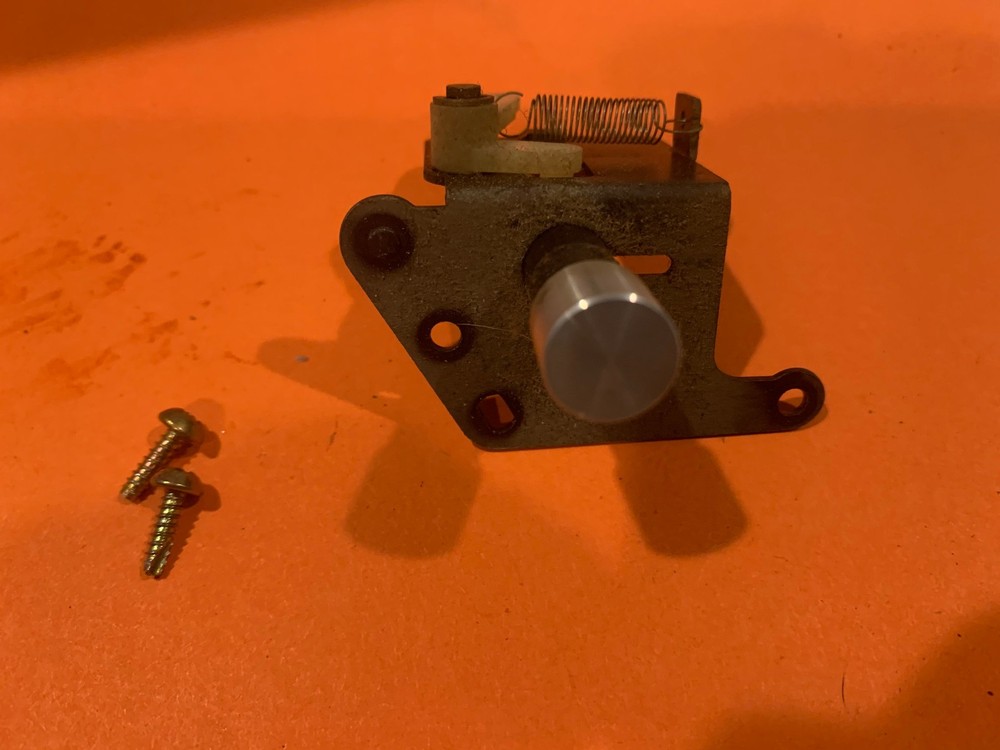Pioneer PL-115D Stereo Turntable – Parting Out – Return Button Assembly