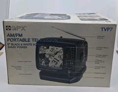 Vintage GPX Portable TV Television AM/FM Radio 5&Prime; Black White Screen TVP7 READ