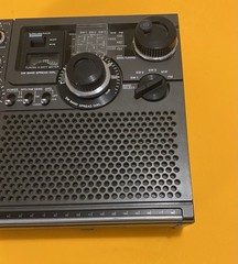 SONY ICF-5900W Portable Multi-Band Radio Receiver Pop-Up Antenna 4E25 Works