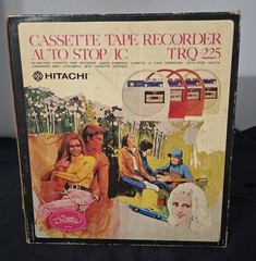 Hitachi Cassette Tape Recorder Vintage TRQ-225 Yellow Portable Box Manual Mono