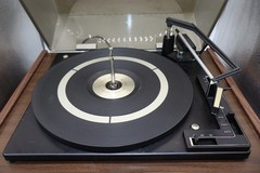 SuperScope By Marantz Model MS-18 Stereo Quadraphase Music System Powers On