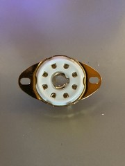 TUBE SOCKET – Premium 8 Pin Loctal Ceramic – (BOTTOM) Mount – Gold Plate-(1pc)