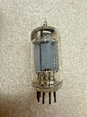 Early 50&rsquo;s Amperex Philips 12AU7 ECC82 Welded – Long Plate Tube Good Holland