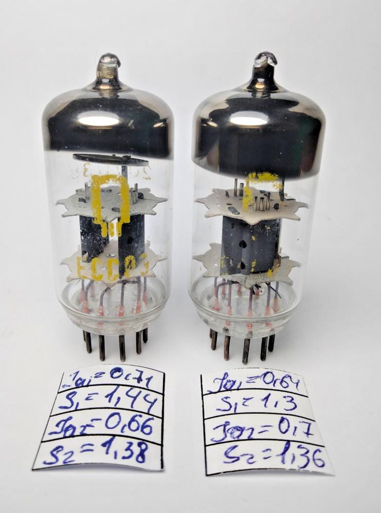 2 pcs USED Ecc83 /12AX7/ RFT Tubes Matched Pair
