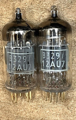 EXTREMELY RARE NOS MATCH PAIR GEC B329 12AU7 ECC82 BRITISH TUBES GOLD PIN 1960&rsquo;S