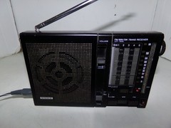 Vintage SONY Model ICF-7600 Multi Band Receiver Radio