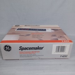 NEW Vintage GE Spacemaker Under Cabinet Kitchen AM/FM Radio Clock 7-4212