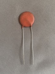 Original NOS 1960s SK .05 uF 50V capacitor 20% ceramic disc dime tone cap Fender