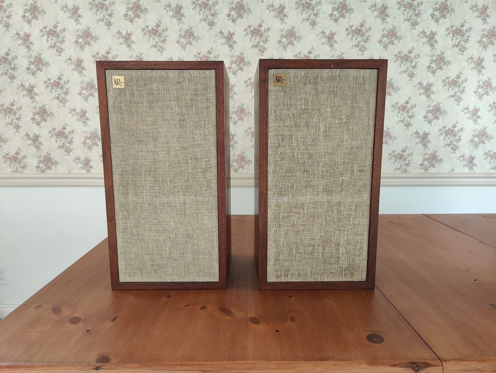 Best Condition on Ebay – Vintage Acoustic Research AR—4x Speakers