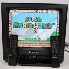 1992 Hitachi CT1394W 13&Prime; CRT TV Wood Grain Retro Gaming w/ 2 Remotes