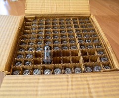 8 PCS 6N23P (E88CC / 6922 / 6DJ8) NOS VACUUM TUBES VOSKHOD. MIX. 1960-80&rsquo;s.