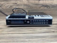 Vintage GE 7-4956B FM AM Alarm Clock Radio Cassette Recorder Wood Grain Tested