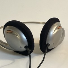 RadioShack Stereo Over-the-ear Headphones Earphones Vintage 33-1160