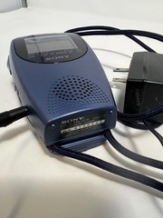 Sony Watchman FDL-221R 2.2 Color LCD TV Combo AM/FM Radio Tested Works (BLUE)