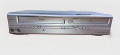 Funai SV2000 WV805 4Head HiFi VCR VHS Recorder DVD Player Combo TESTED – WORKS